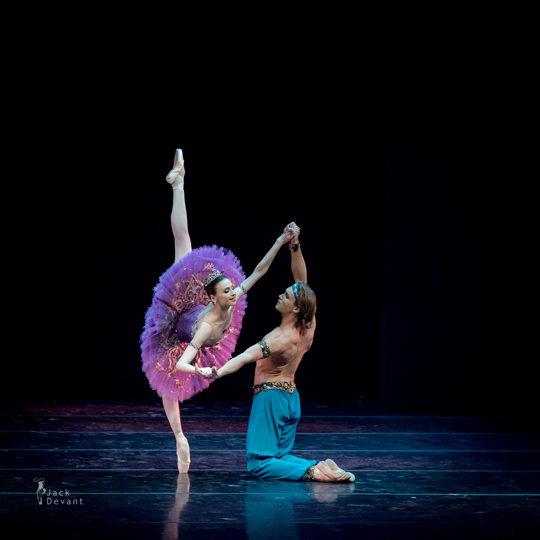 Svetlana-Zakharova-Mikhail-Lobukhin-Le-Corsaire-101