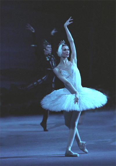 zakh-odette-bg