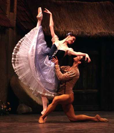 giselle_giselle_zakharova_e_bolle_ph_marco_brescia_teatro_alla_scala
